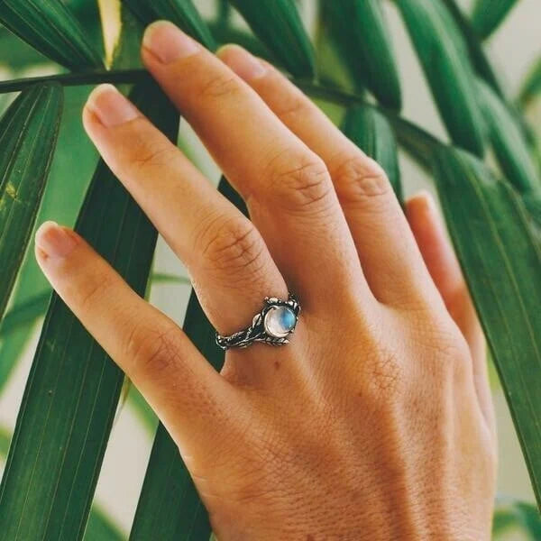 Elisabeth Mondstein-Ring 