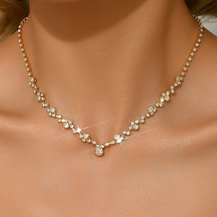 Elegantný obrúčka so diamantmi 
